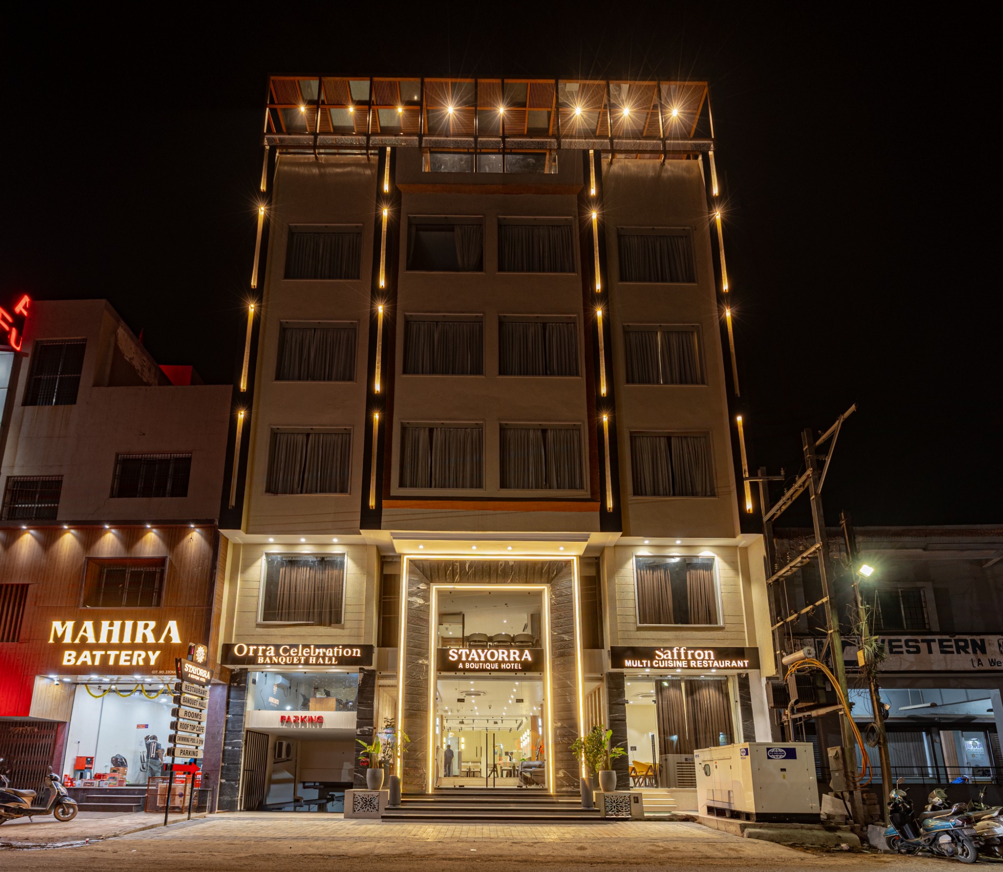 Jacuzzi with gold fittings in premium suite
